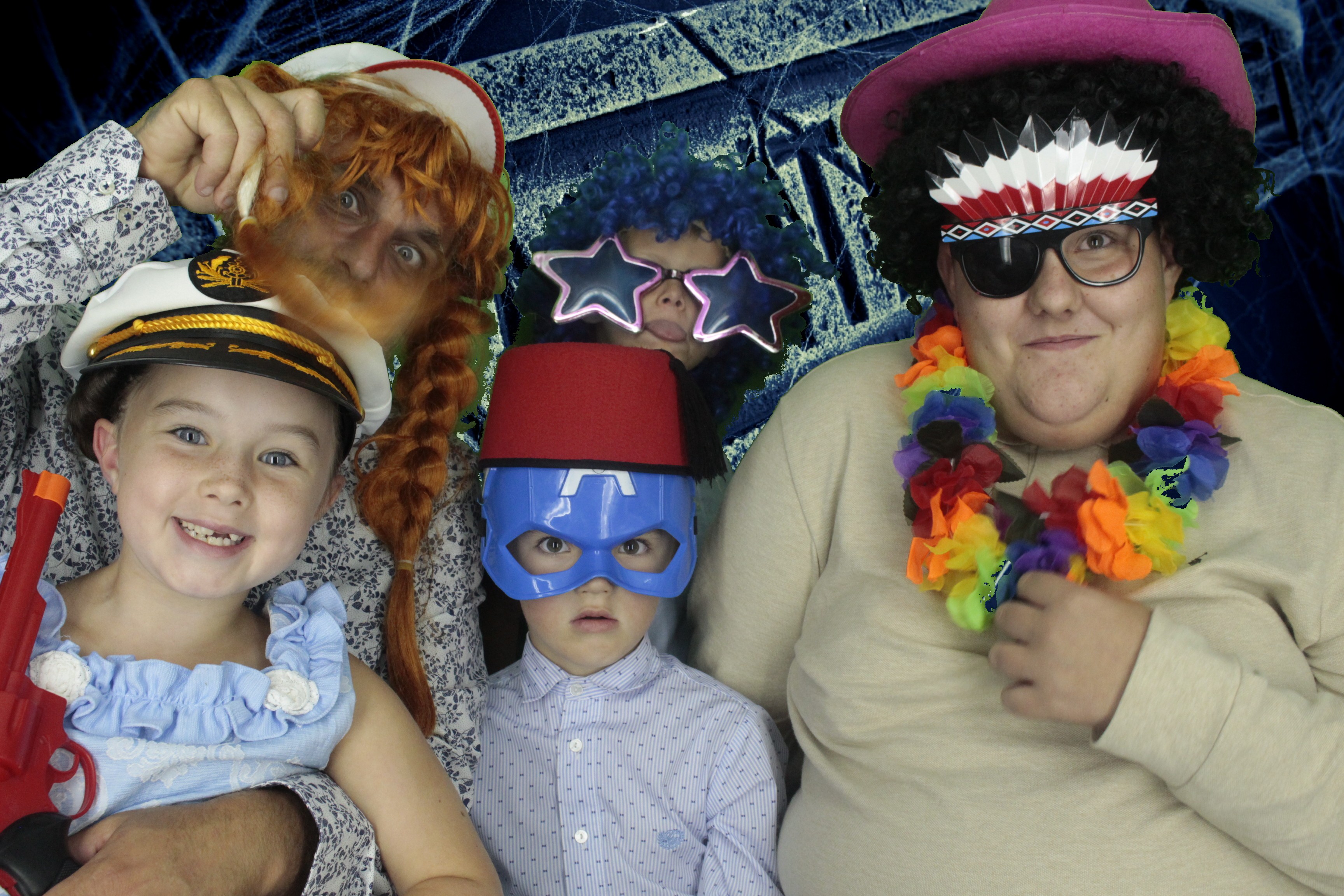 Leanne & Mike's Wedding | View more photos from the event at gallery.myphotoboothexperience.co.uk/u/MyPhotoBoothExperienceLtd/Leanne-Mikes-Wedding